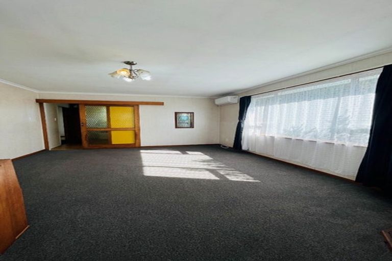 Photo of property in 2/15 Gardiners Road, Bishopdale, Christchurch, 8051