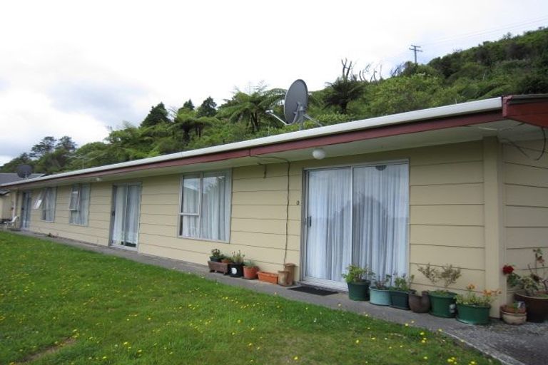Photo of property in 51a-b Murray Street, Greymouth, 7805
