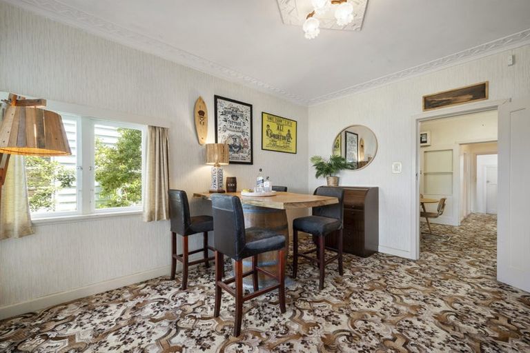 Photo of property in 188 Breaker Bay Road, Breaker Bay, Wellington, 6022