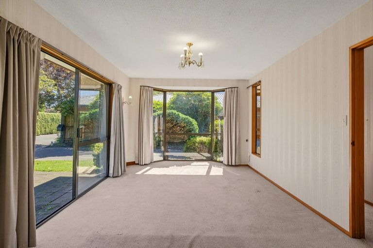 Photo of property in 1/84a Withells Road, Avonhead, Christchurch, 8042