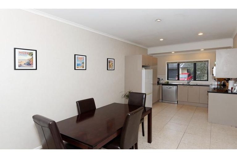 Photo of property in 8 Skip Lane, East Tamaki, Auckland, 2013