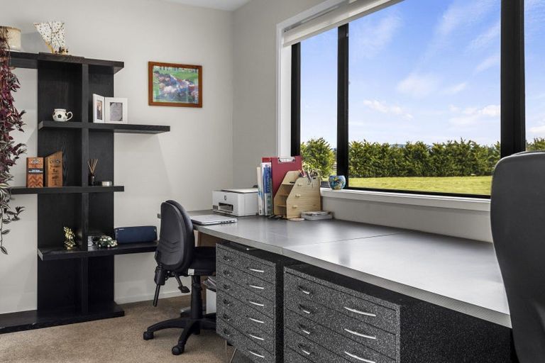 Photo of property in 1 Hayfield Terrace, Cust, Rangiora, 7471