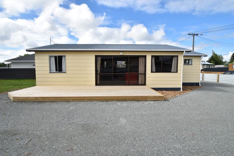 Photo of property in 11 Fraser Crescent, Twizel, 7901