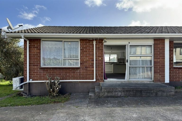 Photo of property in 259 Puhinui Road, Papatoetoe, Auckland, 2025