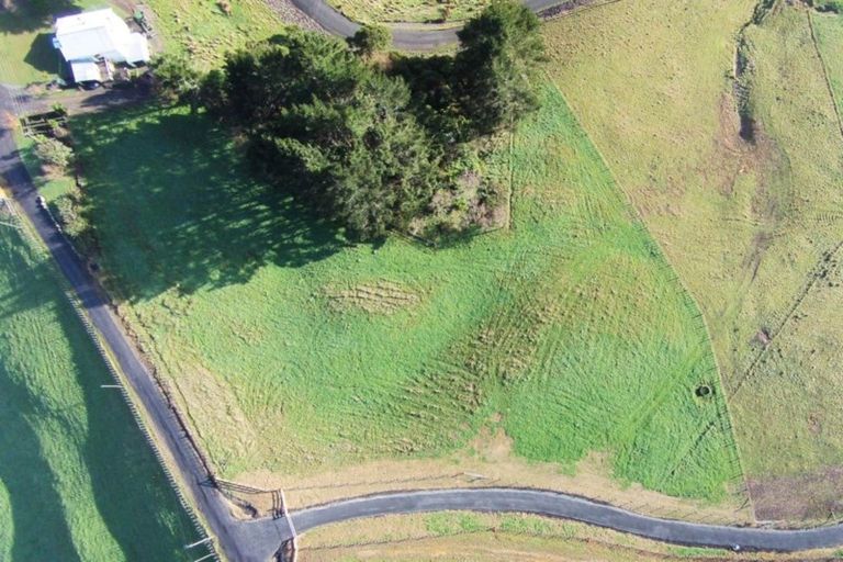 Photo of property in 38 Maddaford Road, Ramarama, Drury, 2579