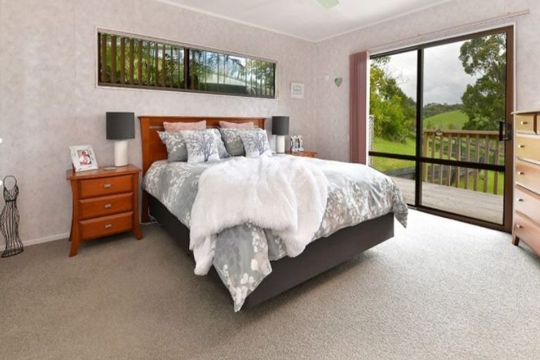Photo of property in 220 Anderson Road, Helensville, 0875