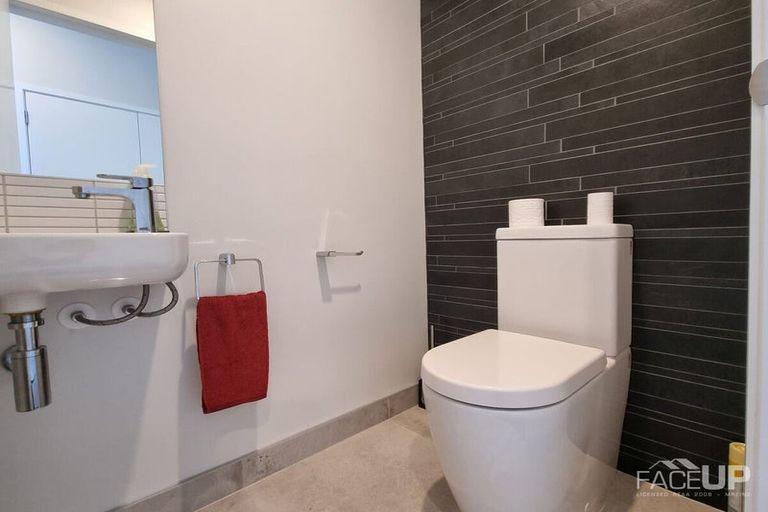 Photo of property in 2 Wai Place, Westgate, Auckland, 0614