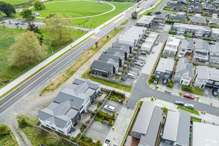 Photo of property in 1c Falabella Lane, Karaka, Papakura, 2113