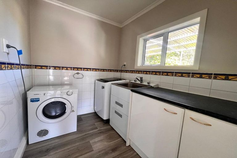 Photo of property in 4 Takutai Road, Pukerua Bay, 5026