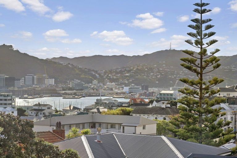 Photo of property in 19/4 Claremont Grove, Mount Victoria, Wellington, 6011