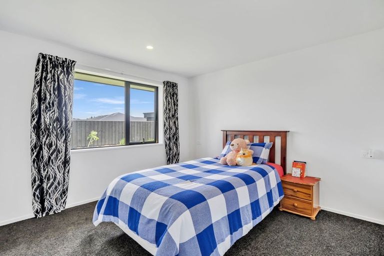 Photo of property in 17 Lusk Street, Rangiora, 7400