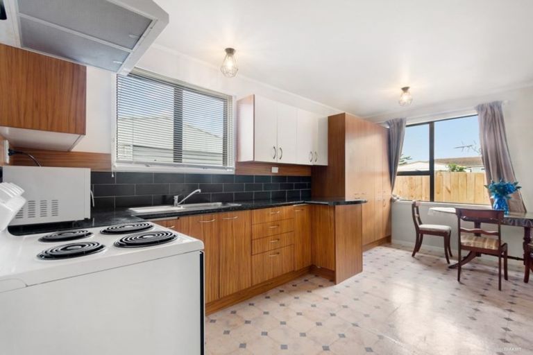 Photo of property in 13 Poutini Place, Manurewa, Auckland, 2102