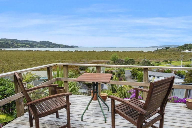 Photo of property in 4 Sunrise Court, Onerahi, Whangarei, 0110