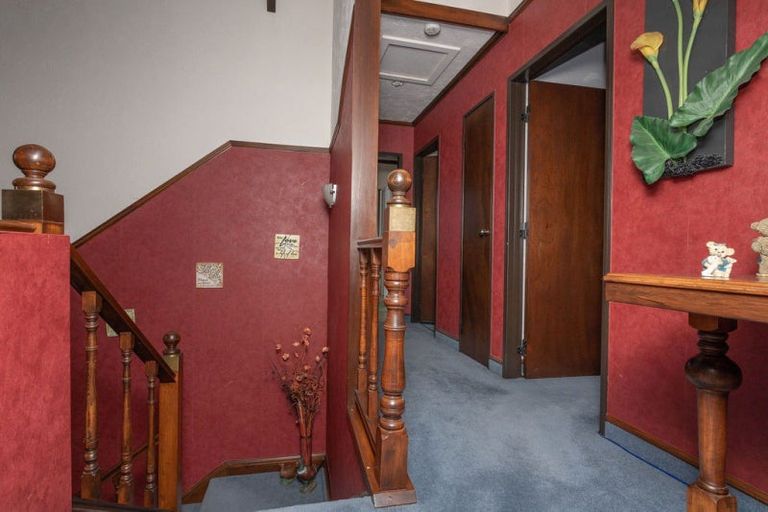 Photo of property in 10 Maclaurin Street, Dannevirke, 4930