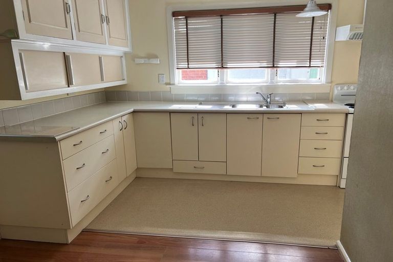 Photo of property in 176 Ilam Road, Ilam, Christchurch, 8041