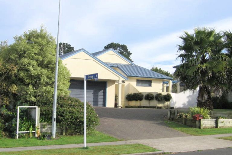 Photo of property in 21 Ayrshire Drive, Grandview Heights, Hamilton, 3200