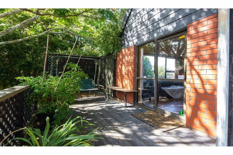 Photo of property in 381 Harewood Road, Bishopdale, Christchurch, 8053