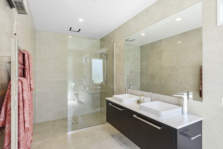 Photo of property in 177 Clyde Road, Burnside, Christchurch, 8053