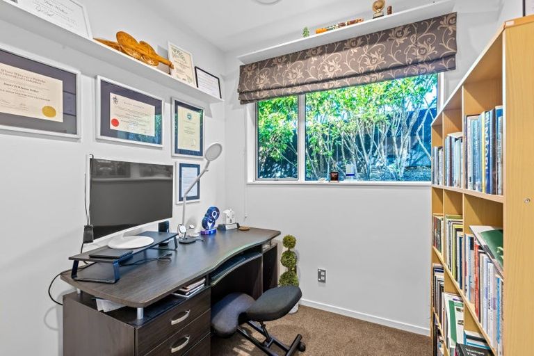 Photo of property in 8 Somerset Place, Stanmore Bay, Whangaparaoa, 0932