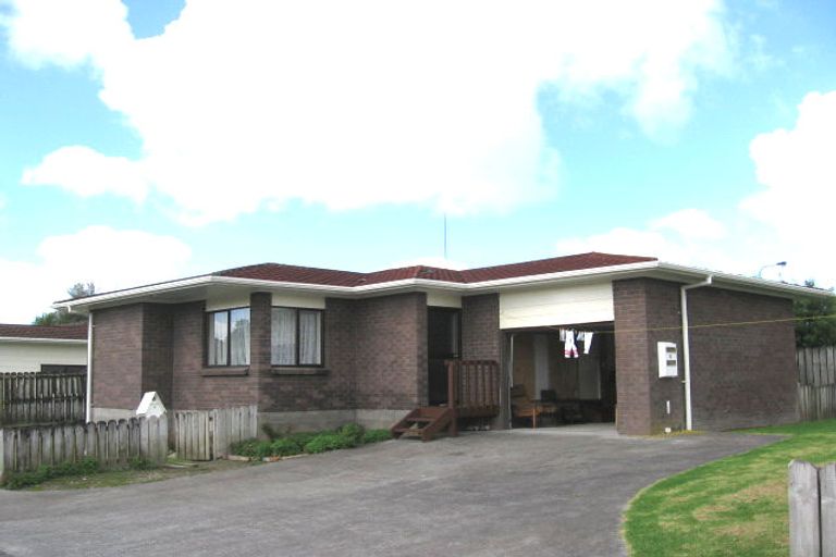 Photo of property in 3 Mayfair Place, Henderson, Auckland, 0614