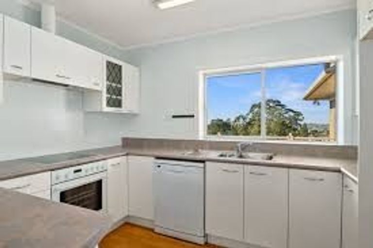 Photo of property in 417 Don Buck Road, Massey, Auckland, 0614