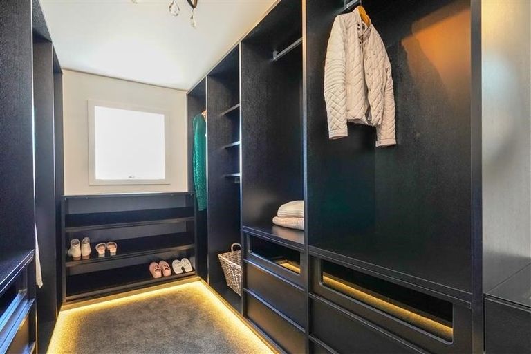 Photo of property in 69a Argyle Street, Hawera, 4610