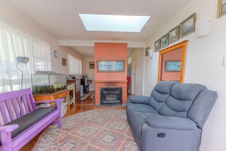 Photo of property in 60a Skerman Street, Marton, 4710