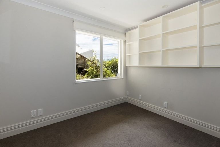 Photo of property in 65 The Cliffs, Britannia Heights, Nelson, 7010