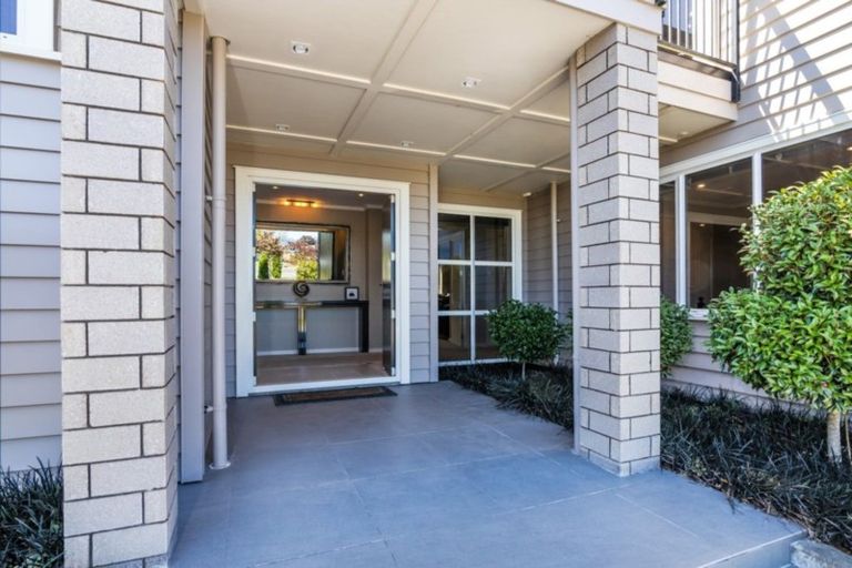 Photo of property in 16 Montgomery Crescent, Kinloch, Taupo, 3377