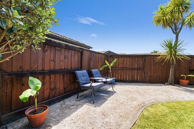 Photo of property in 14 Carrington Drive, Papamoa Beach, Papamoa, 3118