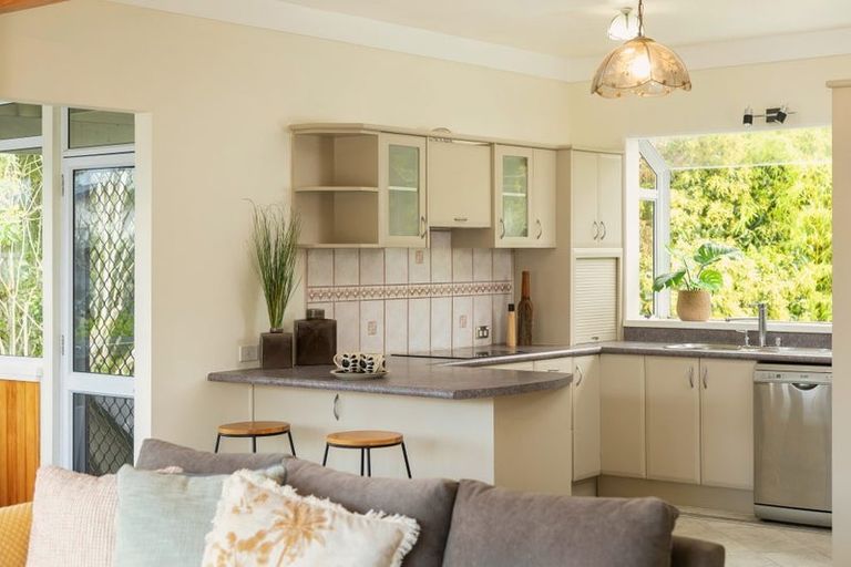 Photo of property in 294 Great North Road, Henderson, Auckland, 0612