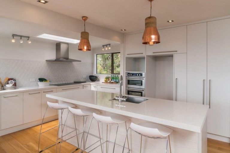 Photo of property in 13 Stredwick Drive, Torbay, Auckland, 0630