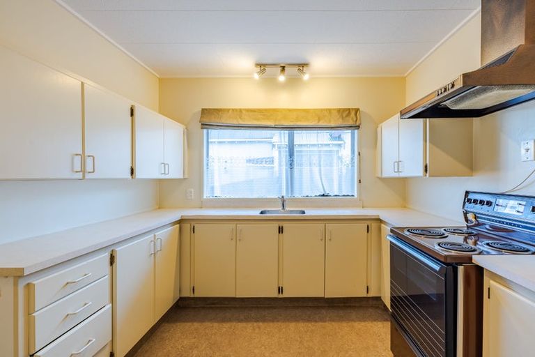Photo of property in 11a Royal Crescent, Saint Kilda, Dunedin, 9012