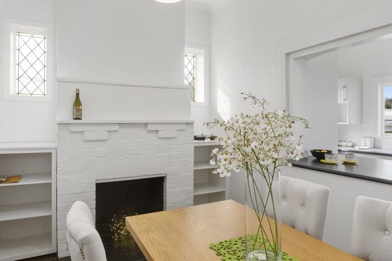 Photo of property in 26 Seabrook Avenue, New Lynn, Auckland, 0600