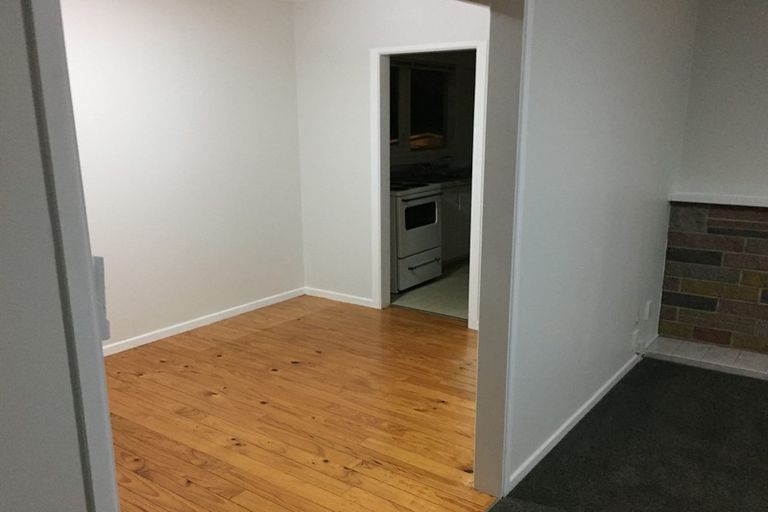 Photo of property in 44 Gossamer Drive, Pakuranga Heights, Auckland, 2010