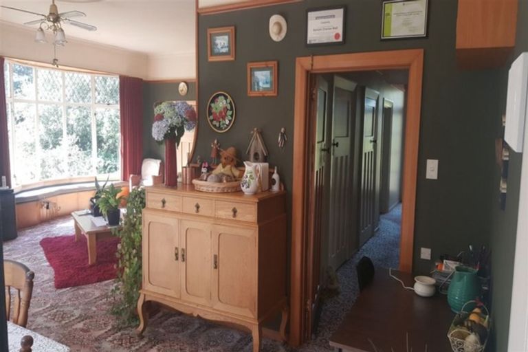 Photo of property in 429 Timaru Road, Waimate, 7978