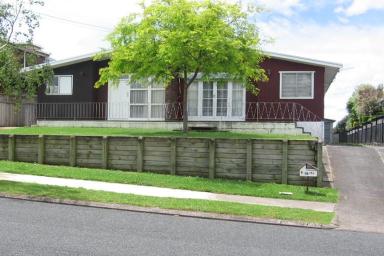 Photo of property in 2/18 Pooley Street, Pakuranga Heights, Auckland, 2010