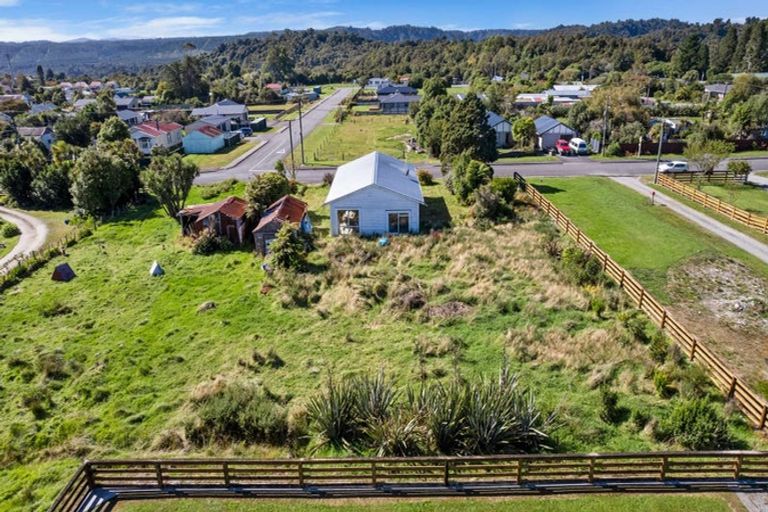 Photo of property in 122 Tui Street, Kumara, 7832