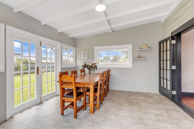 Photo of property in 1 Tamar Street, Rongotea, 4476