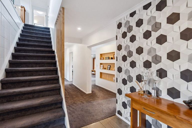 Photo of property in 4 Belvedere Avenue, Waikanae, 5036