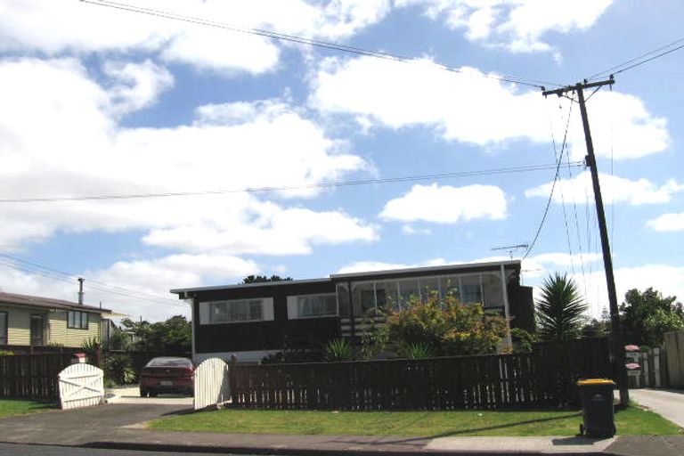 Photo of property in 158 Verbena Road, Birkdale, Auckland, 0626