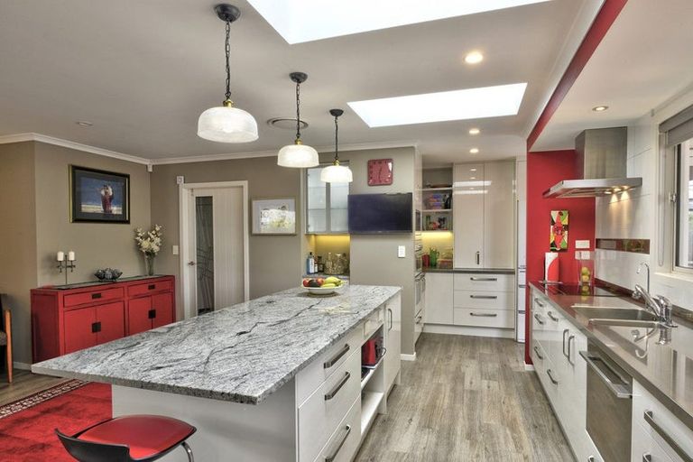 Photo of property in 14 Howard Street, Carterton, 5713