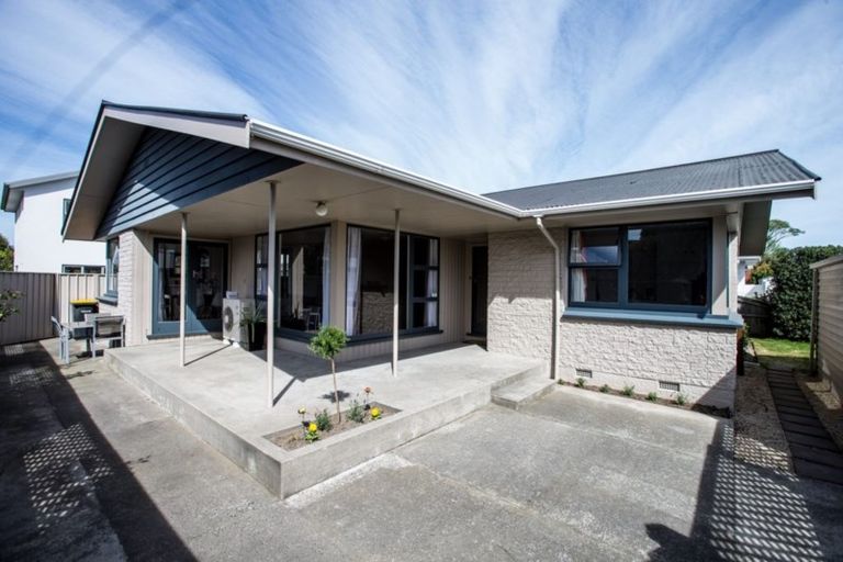 Photo of property in 130 Waimairi Road, Ilam, Christchurch, 8041