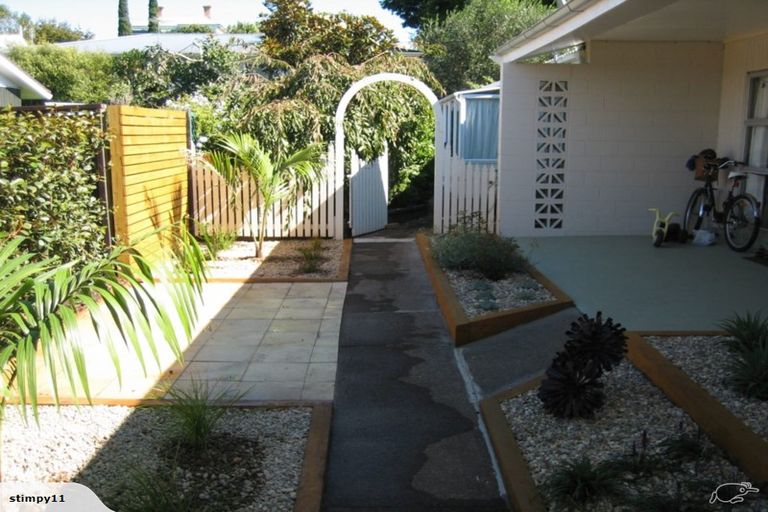 Photo of property in 4/17 Church Street, Devonport, Auckland, 0624