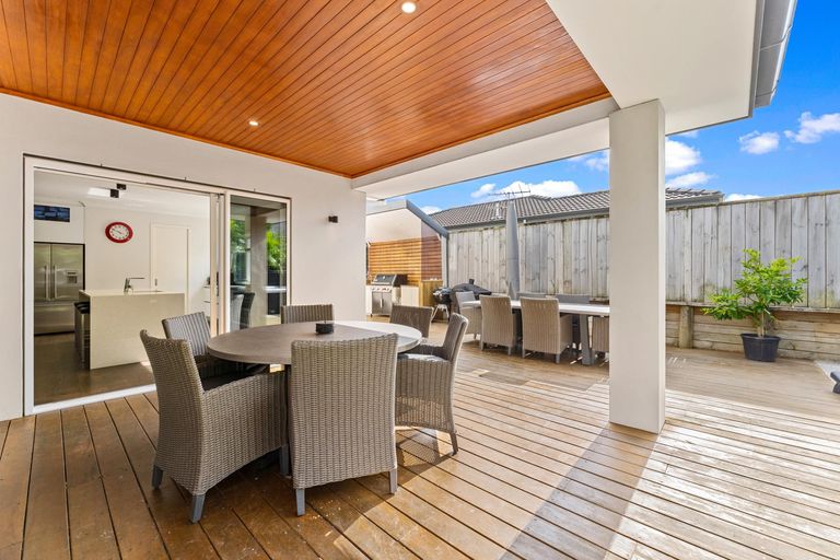 Photo of property in 10a Mackay Drive, Greenhithe, Auckland, 0632