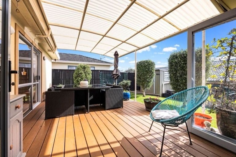 Photo of property in 40 Highfields Terrace, Henderson, Auckland, 0612