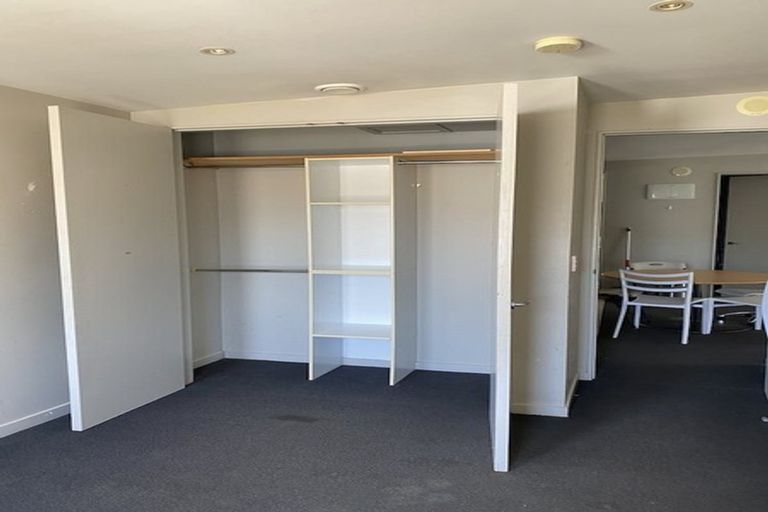 Photo of property in 16 Austin Street, Mount Victoria, Wellington, 6011