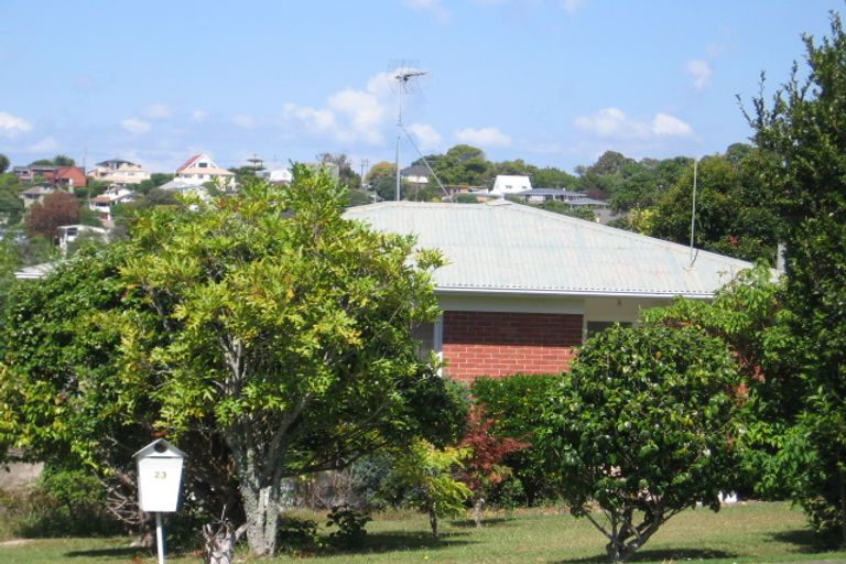 Photo of property in 23 Hyde Road, Rothesay Bay, Auckland, 0630