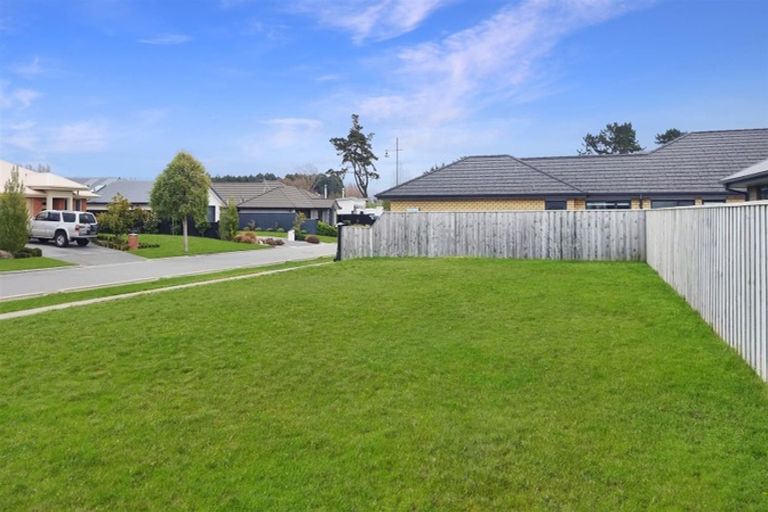 Photo of property in 2 Kokopu Street, Pegasus, 7612