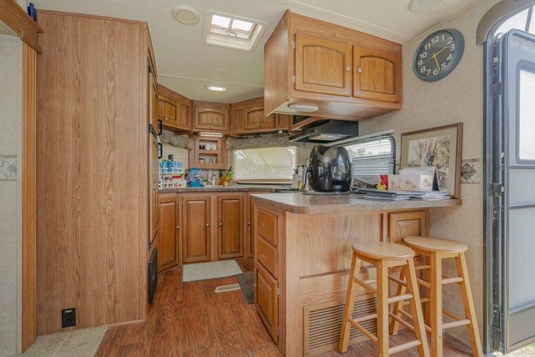 Photo of property in 27 Captain Wood Avenue, Whitianga, 3510